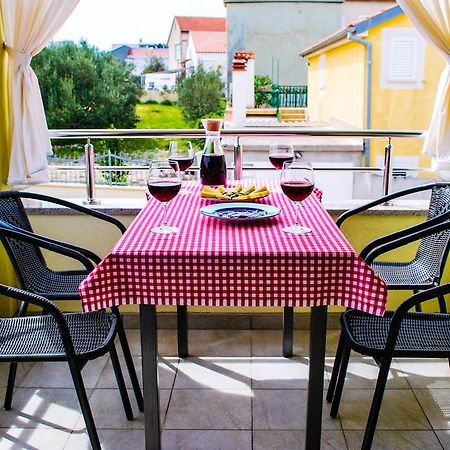 Smart Apartments Brodarica  Zewnętrze zdjęcie